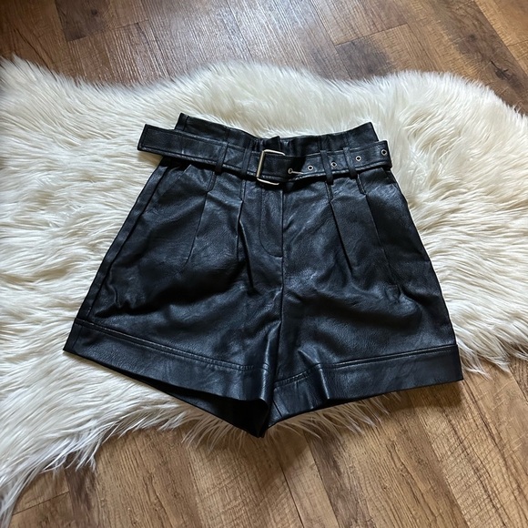 TOPSHOP Faux Lather Belted Shorts - Picture 3 of 5